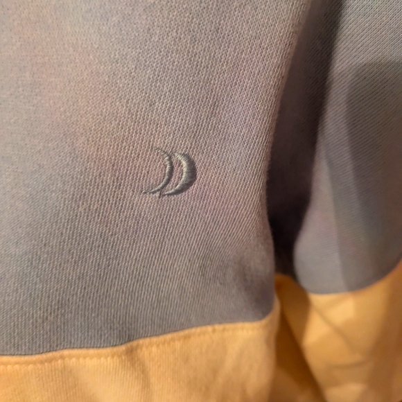 Colorblock Collared Sweater - Picture 2 of 4